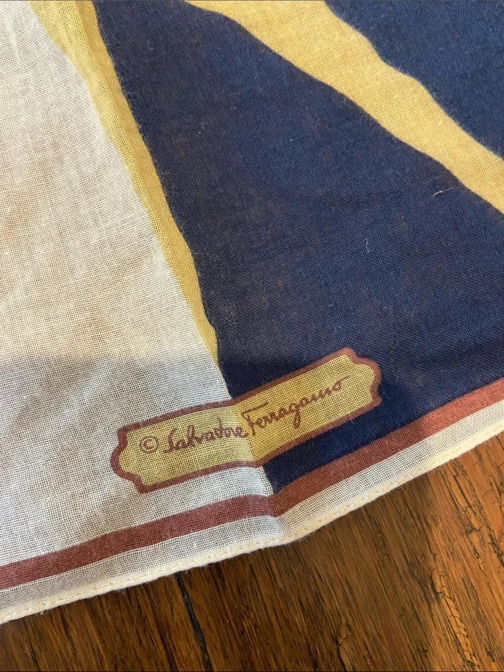 Salvatore Ferragamo Two-Tone Sunburst Scarf - Navy, Ivory & Gold